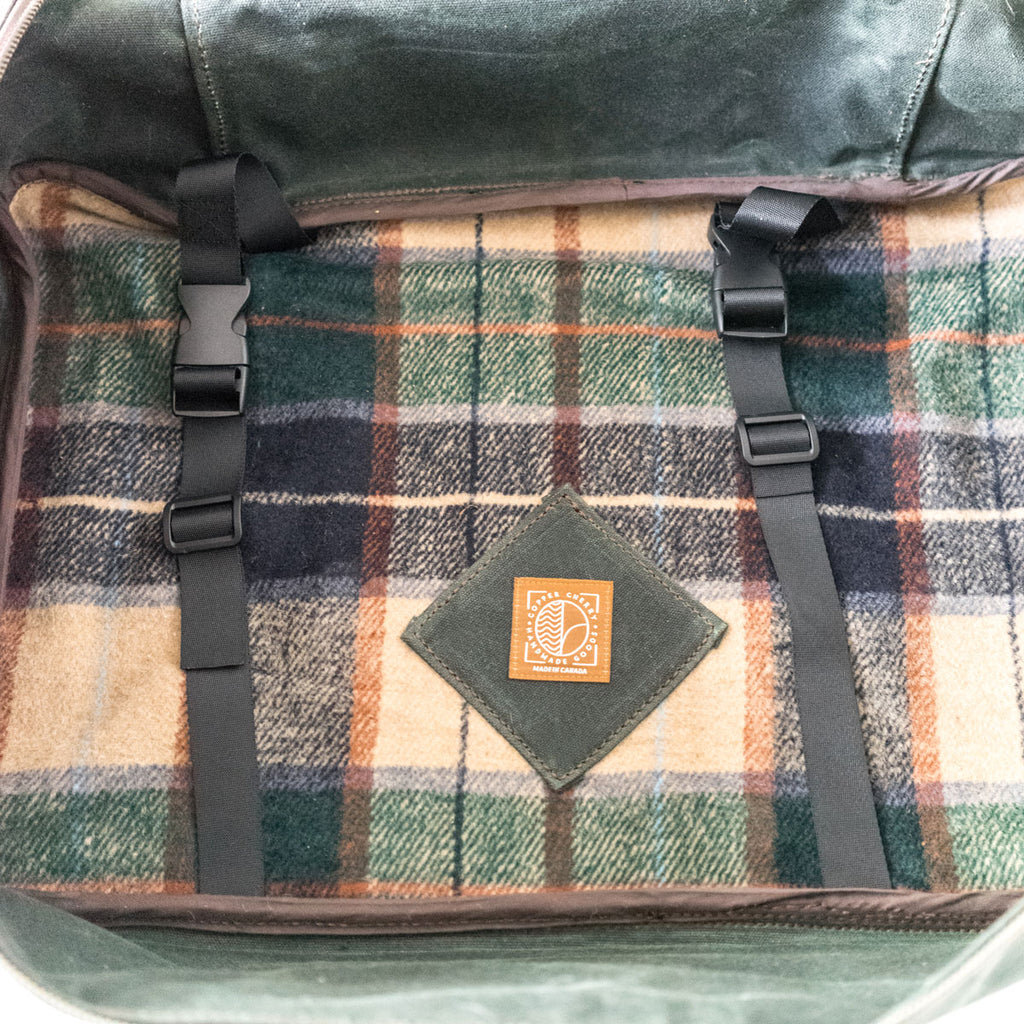 Faroe Luggage in Deep Forest