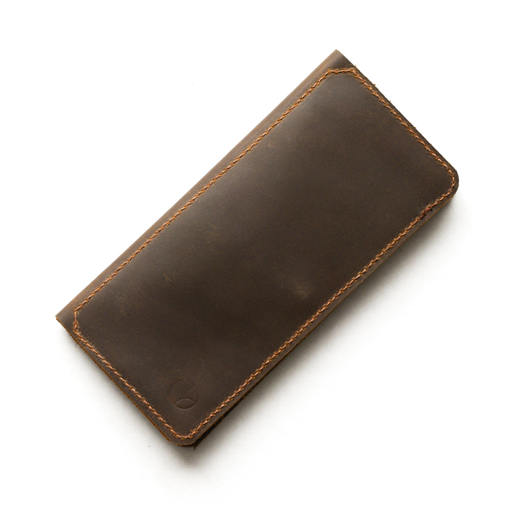 The Flat Wallet in Brown
