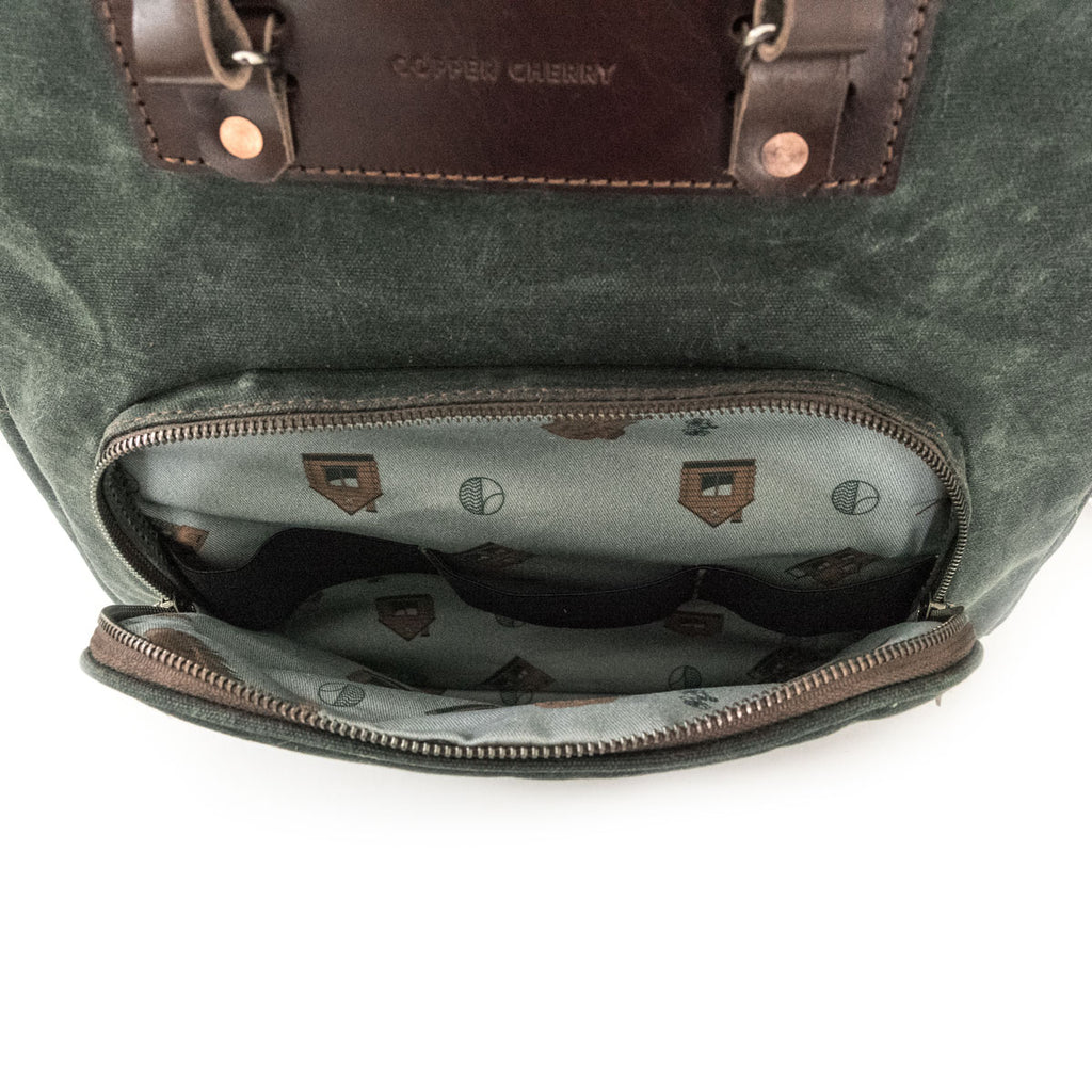 NEW! Larue Convertible Bag in Deep Forest